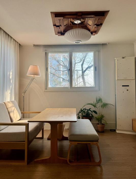 Stay Moon Hongdae 5min to subway and Han river