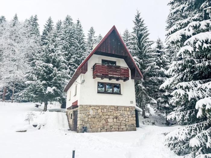 Holiday Home Chalet Helena by Interhome