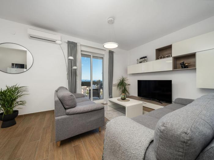 Apartment Ana mit atemberaubendem Meerblick by Interhome