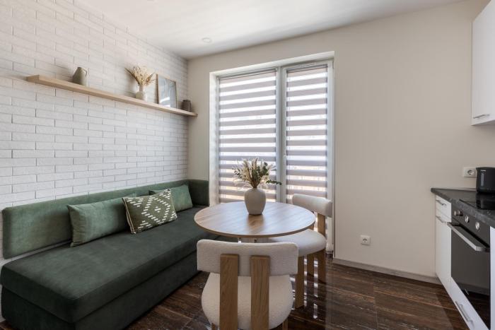 InshiApartments on Hazova str 8