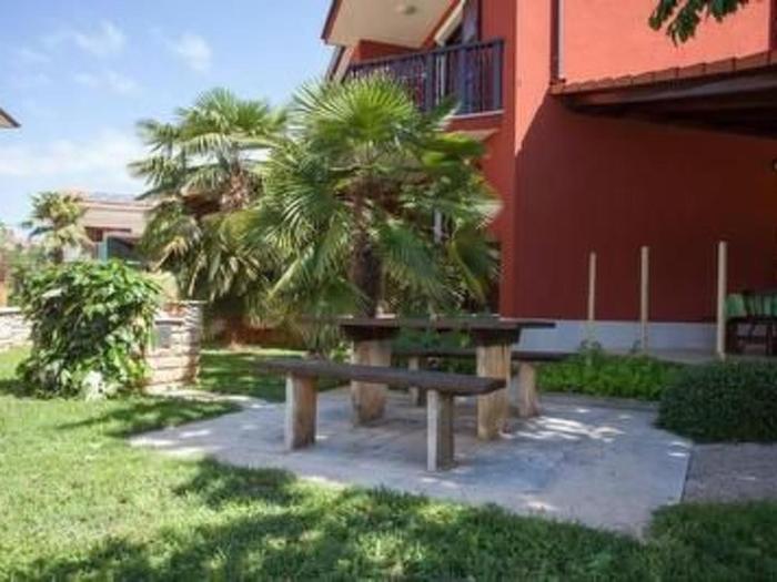 Apartment in Novigrad mit Schöner Terrasse by Interhome