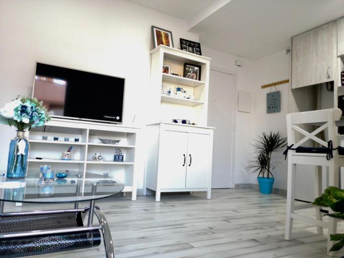 Apartment Gemütliche Wohnung in Costa Brava by Interhome