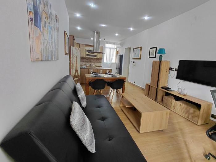 Cozy 2BR Townhouse Sliema