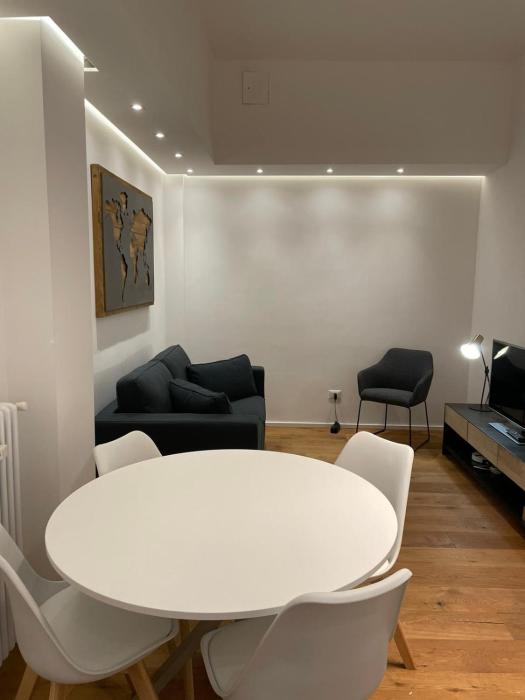 Lovely apart in Milan, Close to San Siro Stadium