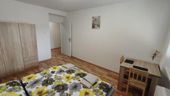 Apartmán pro 5-6 osob, Meziboří M1