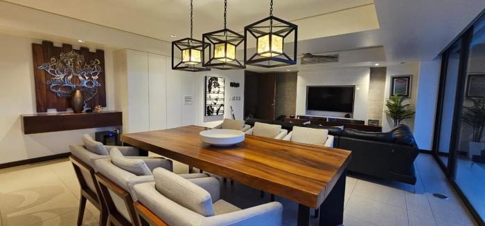 Elegant Nima Bay Residence with Resort Amenites