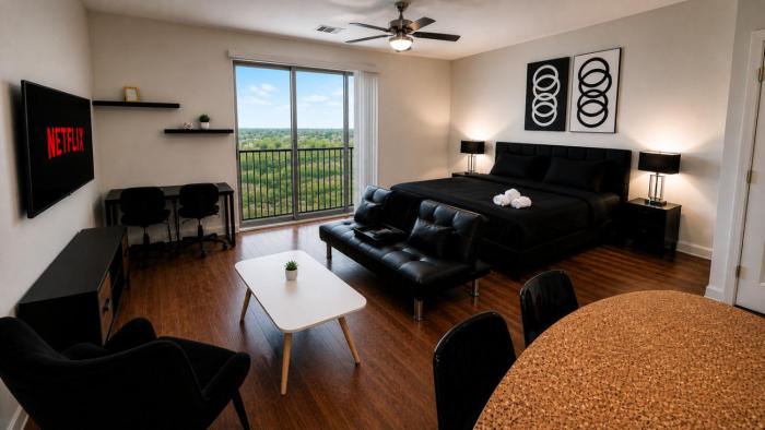Luxe Nest | King Studio Downtown 2A