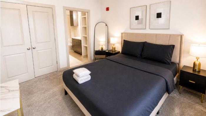 Central BHM 2BR Sleek City Escape
