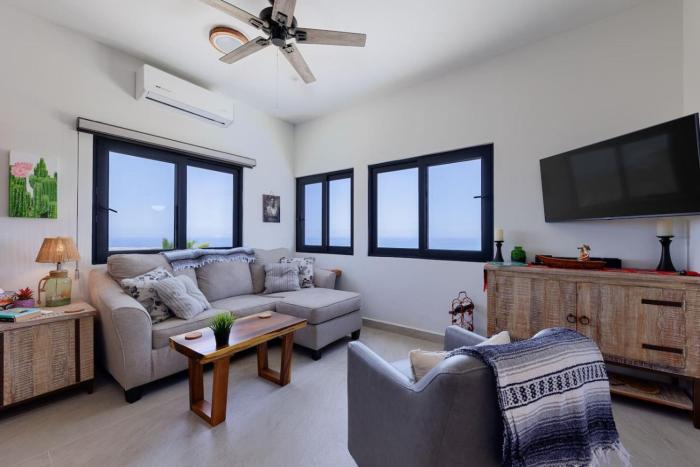 Oceanview Casita Getaway
