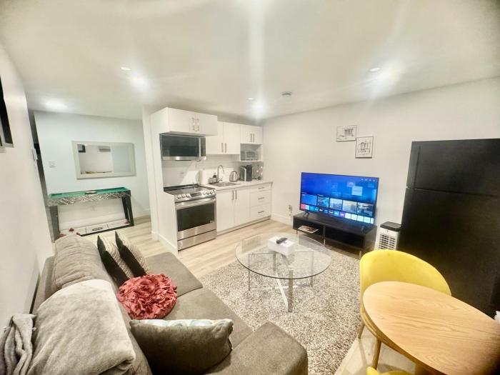 Stylish Home Near Moncton Airport