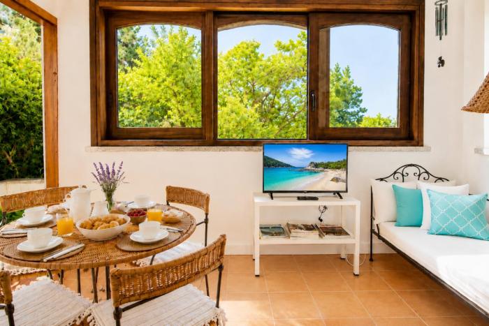 Baja Sardinia Apartment T