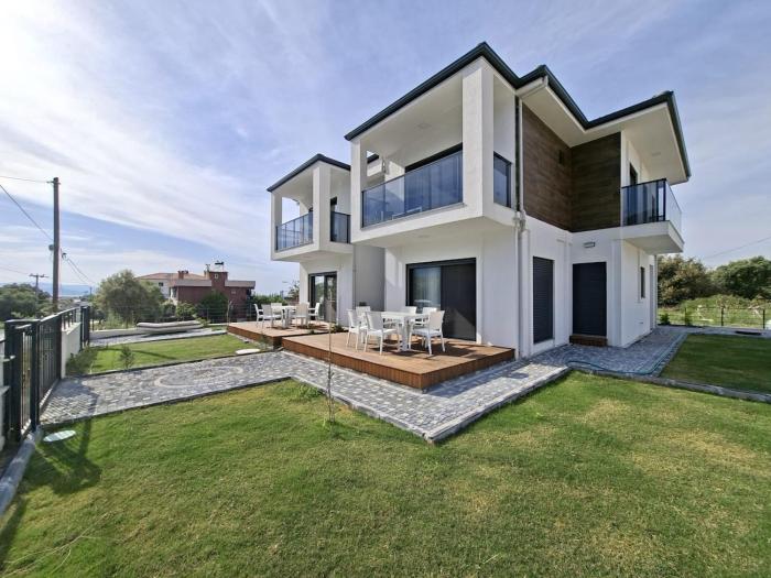 Villa Olive Hill 1