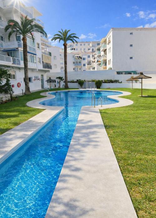 Estudio playa nerja