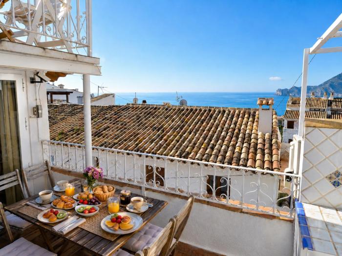 Idyllic old town house in Altea by NRAS