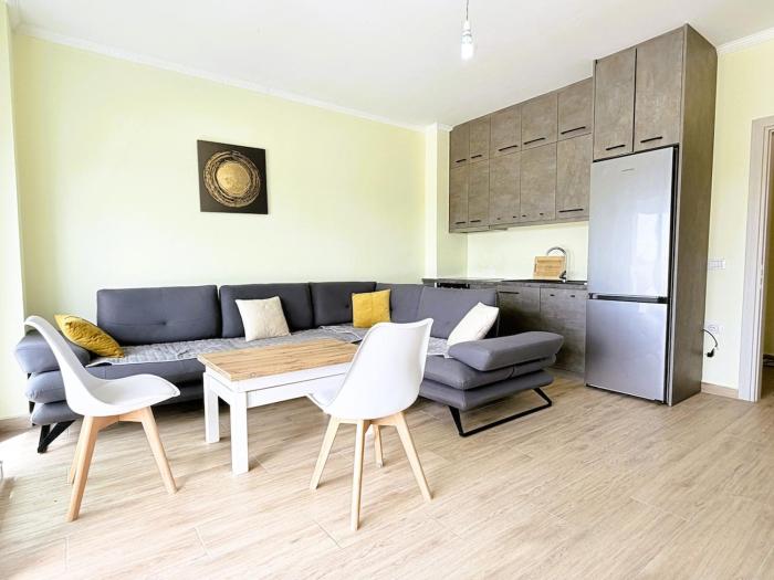 Tale Apartment 1