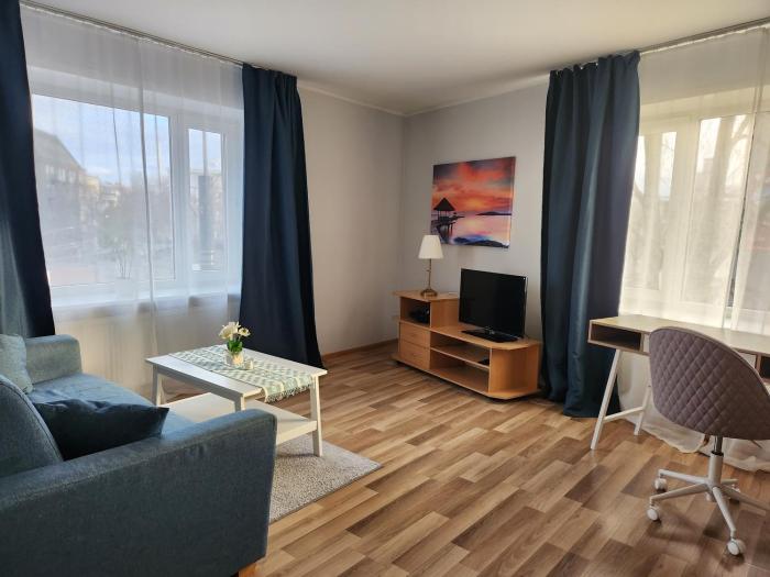 Viru Central Apartment with Workspace