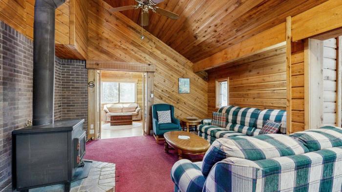 Adventurous McCall Cabin Near Payette Lake
