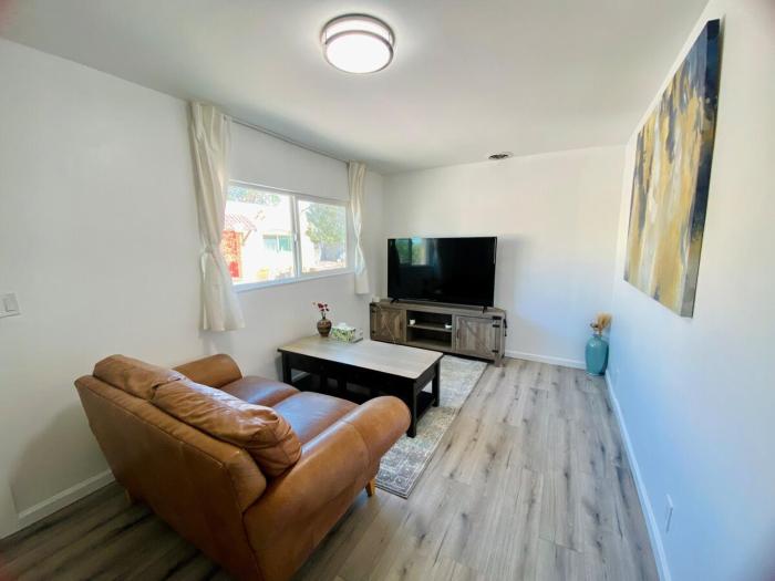 Private Pet-Friendly Casita