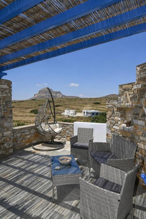 Tzados Sunny Villa
