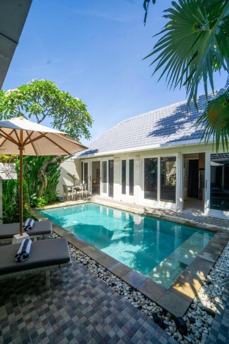 Waterlily Villa - Beachside Villa with Private Pool