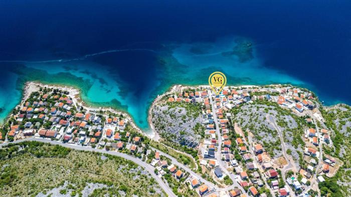 Villa Figs beachfront Apartman 2 By Villas Guide