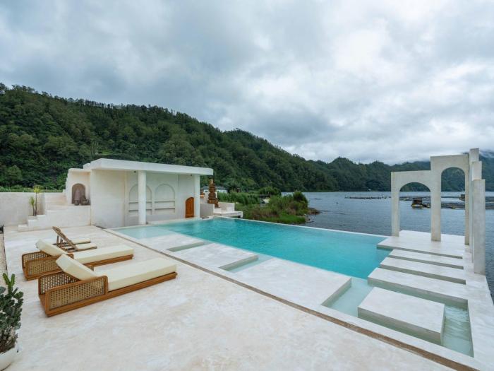 Holista Bali