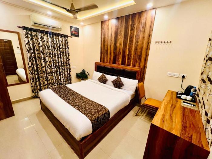 Thayamkerys Royal Inn