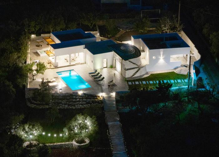OSTUNI HARMONY HOUSE - Villa con piscina e vasca idromassaggio