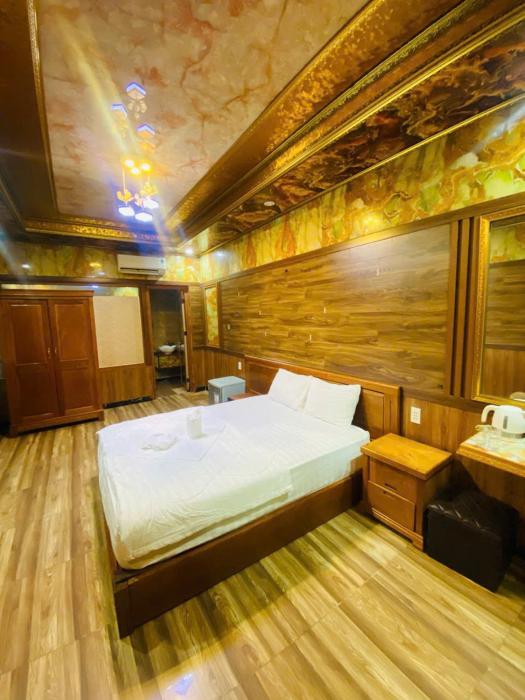 Khách Sạn Ngọc Quí