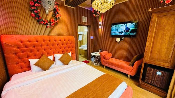 UpTree Hotel