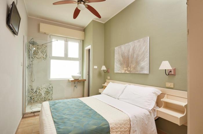 Naty Hotel