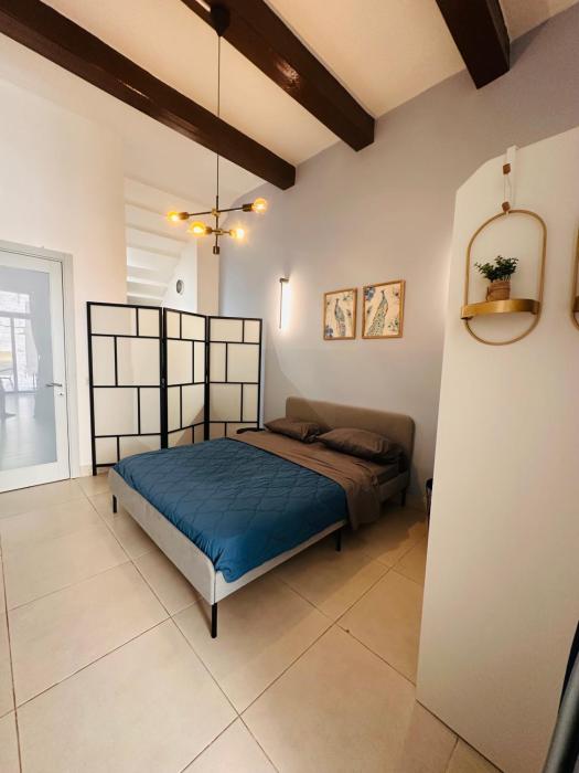 Gzira center with private entrance
