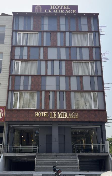 Le Mirage Hotel Chandigarh Zirakpur