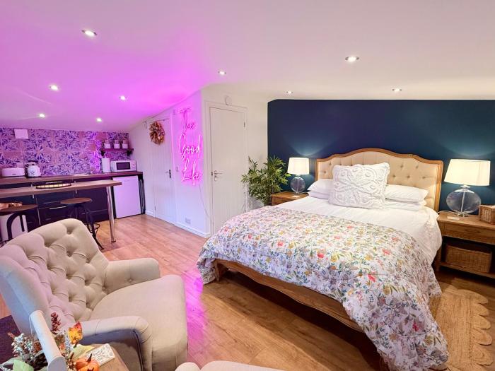 Oak View Lodge: Cosy, Countryside Retreat