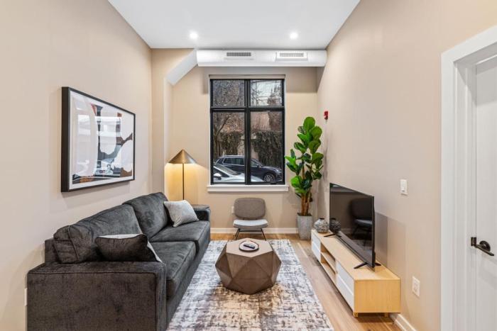 The Edison Old City - Ground Floor 1 BR Suite