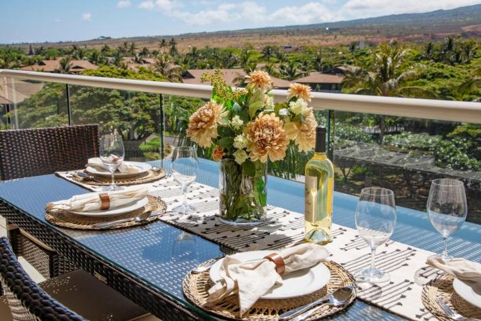 Honua Kai Villas Ocean View 3 BR Sleeps 10 Great for Families Complimentary Car with 6 Nights HKH ML-1817 by KBM