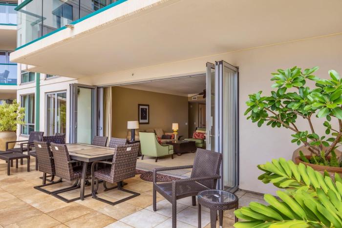 Honua Kai Villas Ocean View 5 BR Sleeps 16 Great for Families Complimentary Car with 6 Nights HKH ML-1613 by KBM