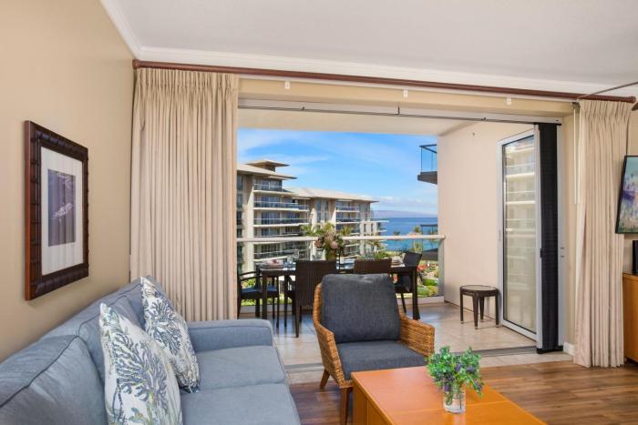 Honua Kai Hokulani 3 Free Rental Cars KBM Resorts Large Floorplan 3 Units 4 Bedrooms ML-1835