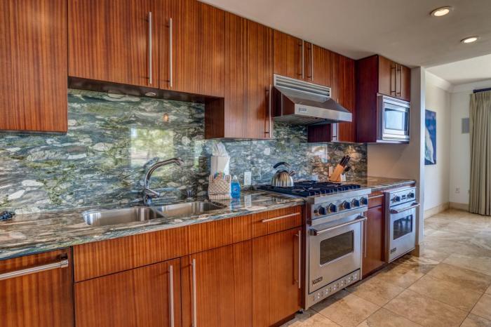 Honua Kai Hokulani 3 FREE Rental Cars KBM Resorts Ocean Front 3 Units 8 Bedrooms ML-2594