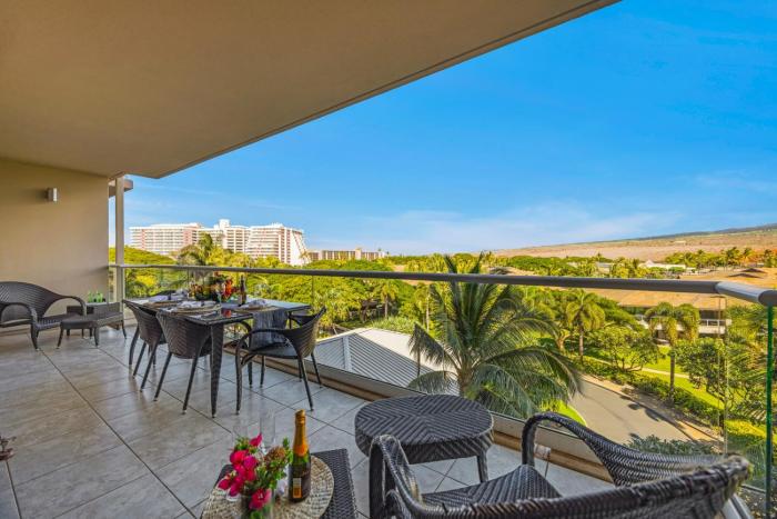 Honua Kai Villas Ocean View 4 BR Sleeps 14 Great for Families Complimentary Car with 6 Nights HKK ML-1305 by KBM