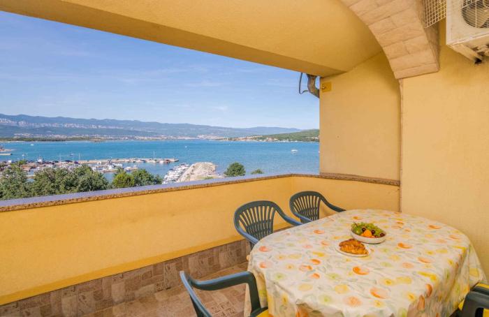 Apartment Beachfront in Cizici-Insel Krk 57974