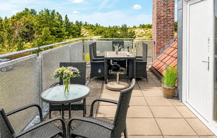 Pet Friendly Apartment In Blåvand With Wifi