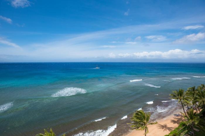 Mahana Villas Oceanfront 6 BR Sleeps 17 Steps to Beach Complimentary Car with 6 Nights MAH ML-3884 by KBM
