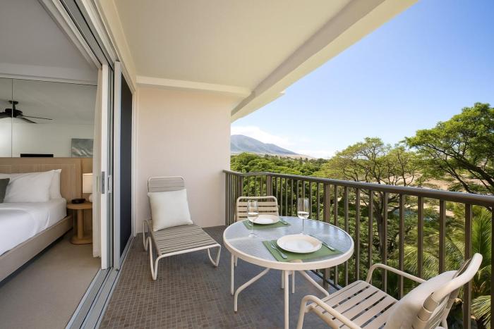 Whaler Villas Ocean View 2 BR Sleeps 8 Complimentary Car with 6 Nights WH2 ML-1580 by KBM