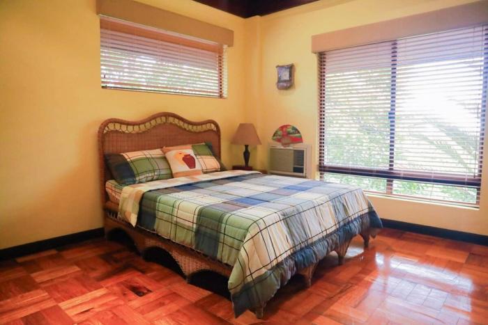 Tagaytay Rustic Villa