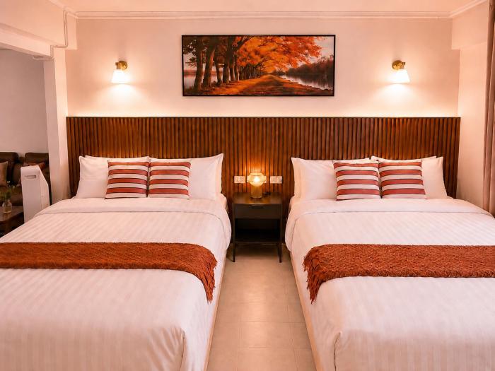 Cozy 2 Queen Bed with Vintage Kitchen at PhayaThai BTS
