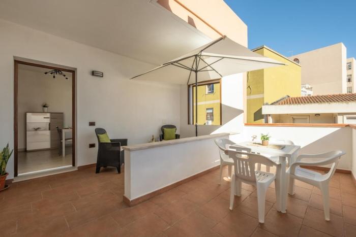 Sunset Lounge Stay - Spiaggia del Poetto 5min & Terrazza
