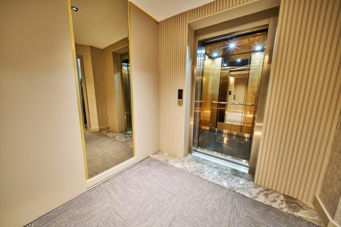 Elysia Hotel