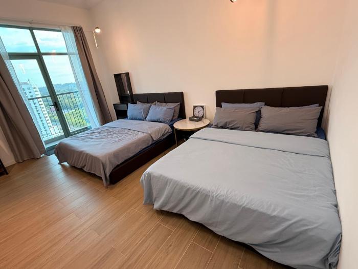 Baysuite by Peach 2BR 2Bathroom 3 Queen Beds