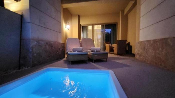 Luxury One - Bedroom Villa with Private Plunge Pool